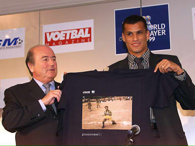 图文:里瓦尔多当选1999年世界足球先生_国际
