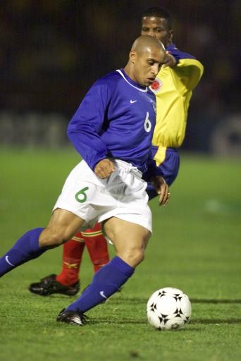 图文:2002世界杯预选赛 哥伦比亚0-0平巴西_国