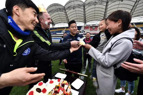 亚博体育：播种将来！昆山足球春风吹满地 给城市带来热忱