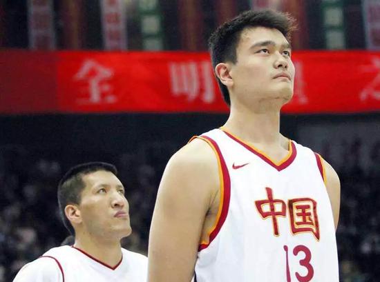 他才是中国篮球最强之人 用实力和魅力征服NBA