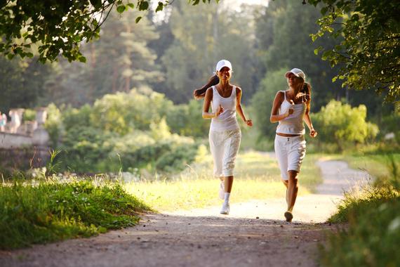跑步除健了健身和瘦身外，还有哪些好处，应该注意什么？
