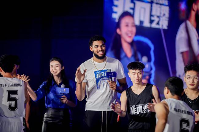 唐斯来了！NBA球星空降非凡新秀之夜