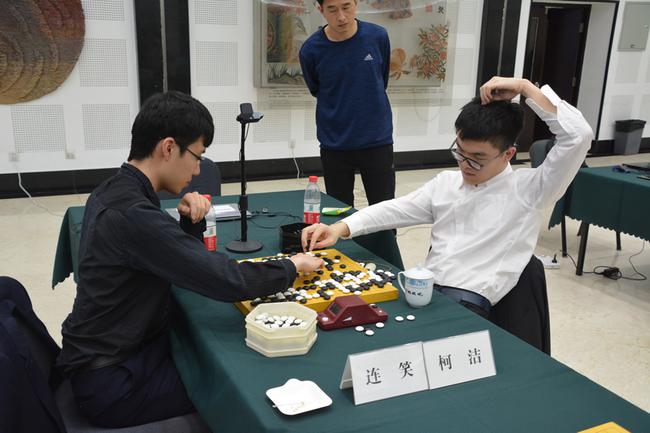 倡棋杯柯洁胜连笑首进4强 杨更始时越睿羊升级