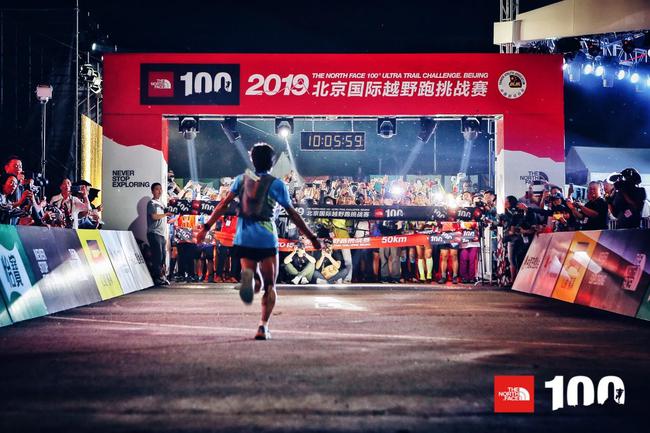 互博体育运艳桥夺2019TNF100北京冠军 强势打破赛会记载