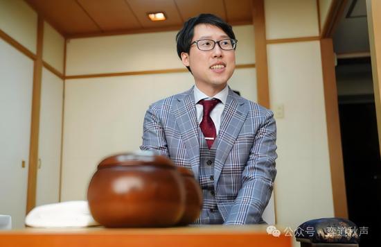 日本围棋冠军收割机 王座四连霸后井山创下诸多纪录