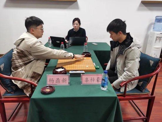 世界最强棋士赛中国选拔赛 党毅飞辜梓豪晋级次轮