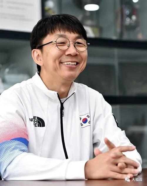 “拿来主义”！睦镇硕离开韩国国家队总教练职务？