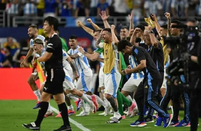 阿根廷常规时间0-0哥伦比亚 任九开1662注5649元