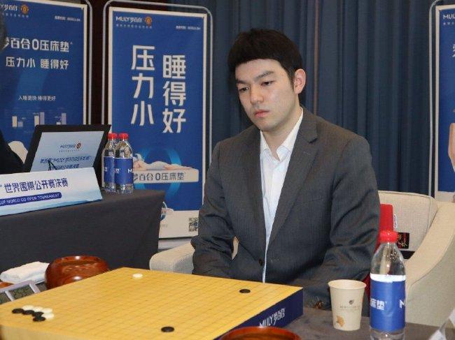 梦百合杯李轩豪加冕 成中国第24位围棋世界冠军