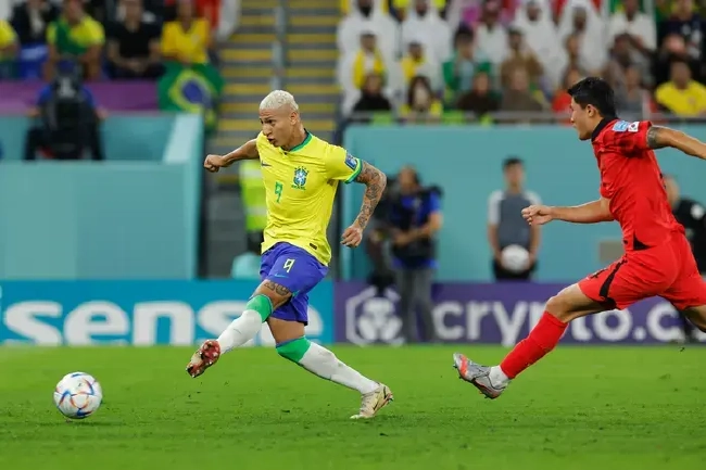 世界杯-内马尔进球 小熊传射 巴西4-1轻取韩国